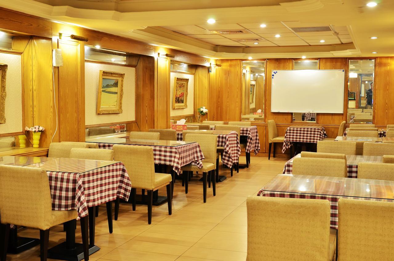 Family Hotel - Linsen تاينان المظهر الخارجي الصورة