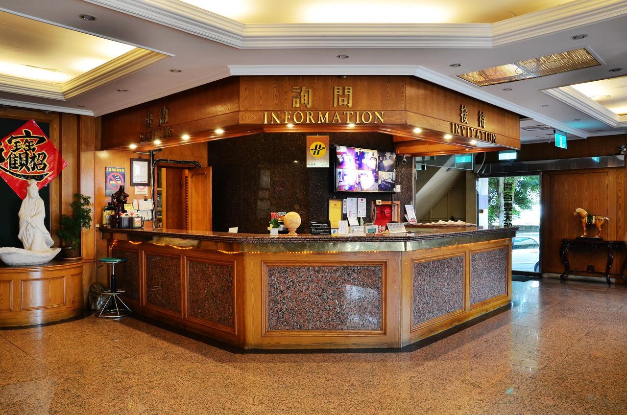 Family Hotel - Linsen تاينان المظهر الخارجي الصورة