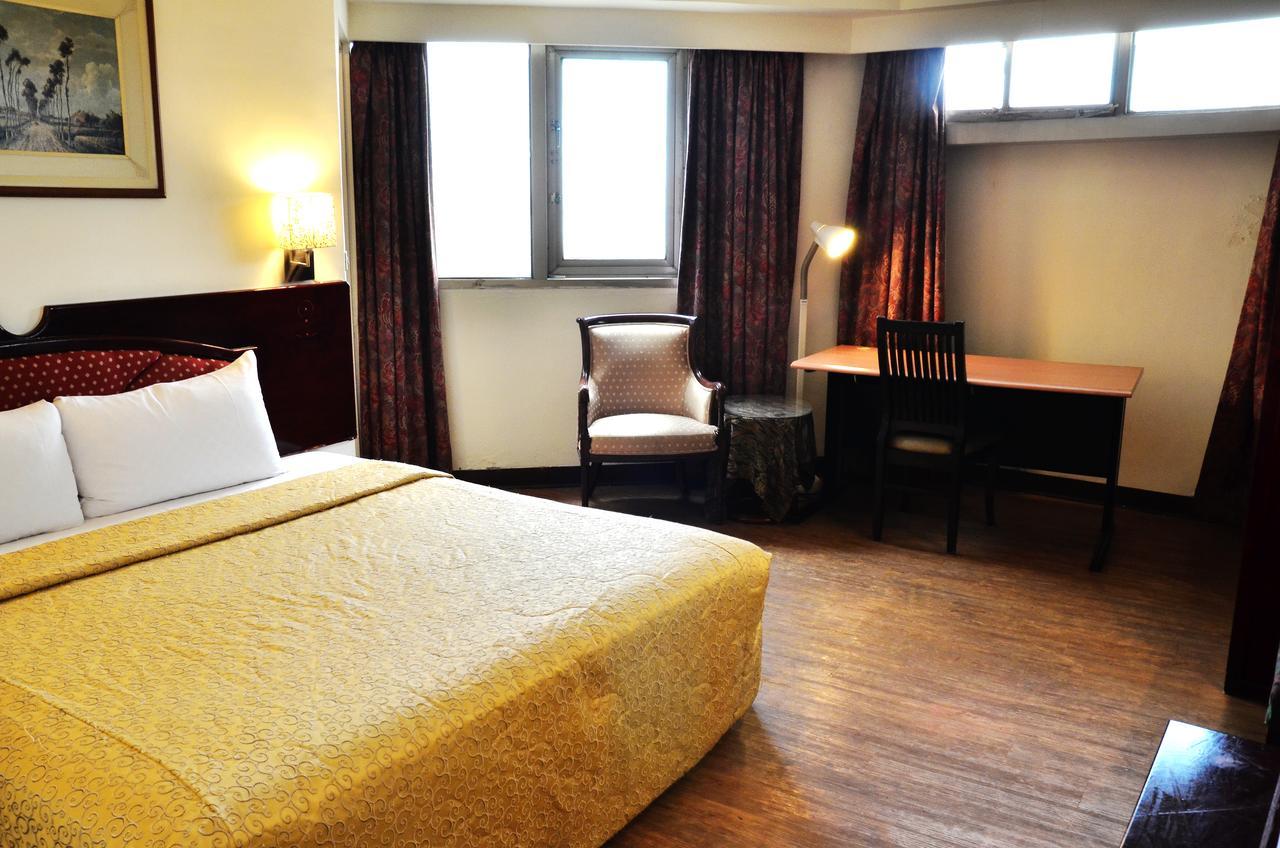 Family Hotel - Linsen تاينان المظهر الخارجي الصورة